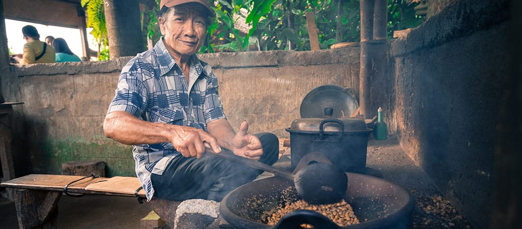 הכנת קפה באינדונזיה