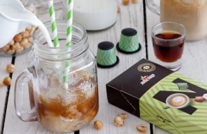 קפה מוקה ואגוזי לוז קר